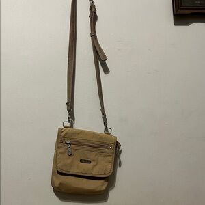 Baggallini khaki and tan crossbody messenger bag